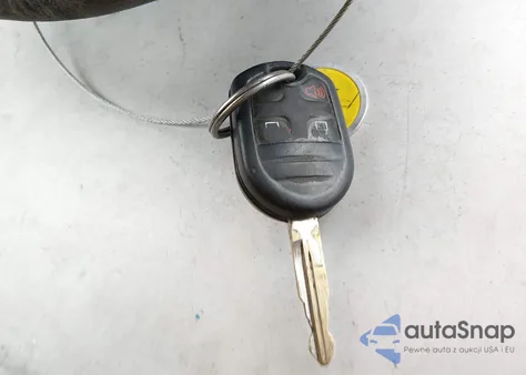 2011 Ford F-250 Xl z USA, uszkodzony, nr VIN 1FT7W2BT7BEC74284